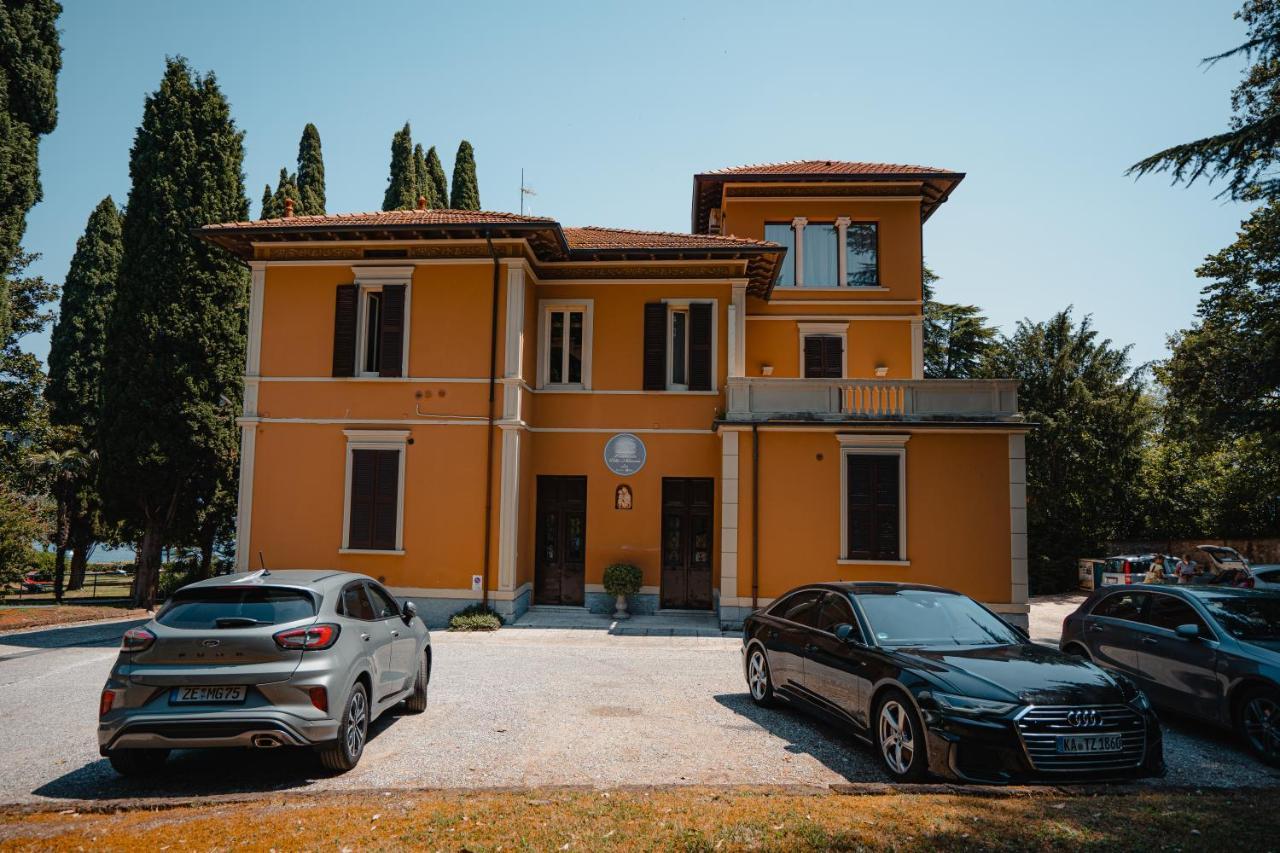Villa Mimosa Au Lac - Estella Hotels Italia Тосколано-Мадерно Екстер'єр фото
